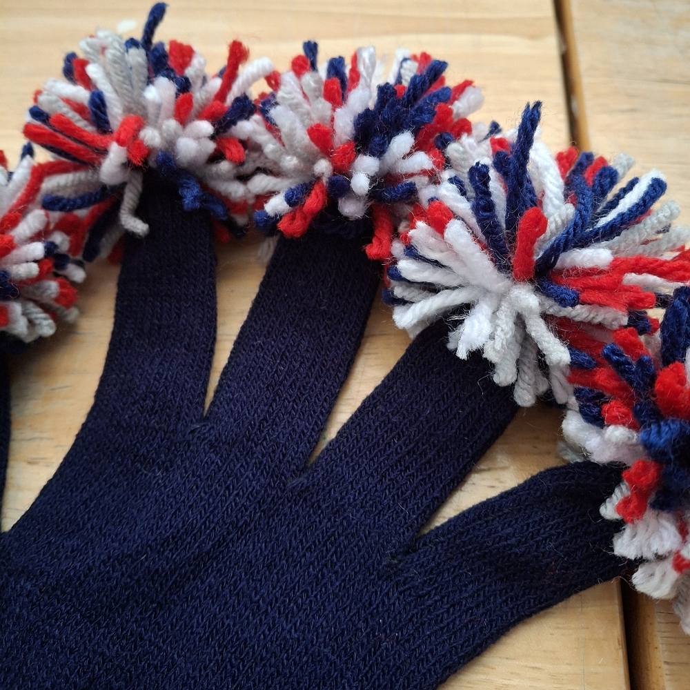 Spirt Pompom Cheer Gloves New England